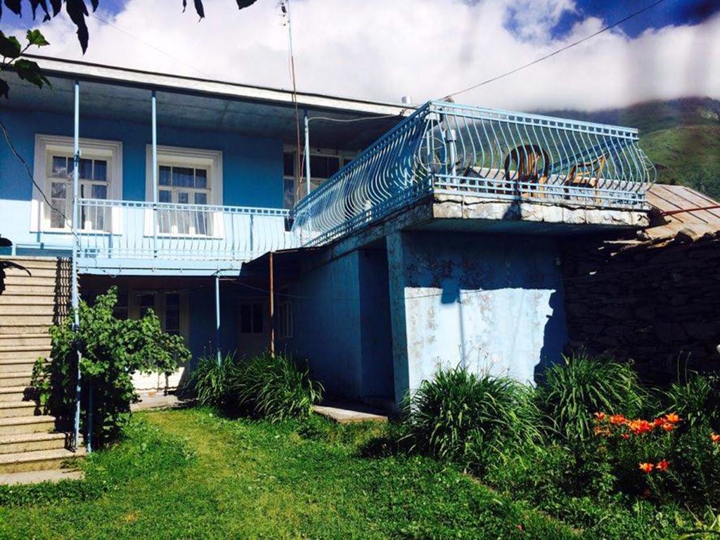 Blue Guesthouse 卡兹贝吉 外观 照片